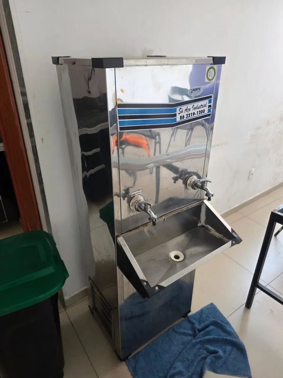 Bebedouro industrial