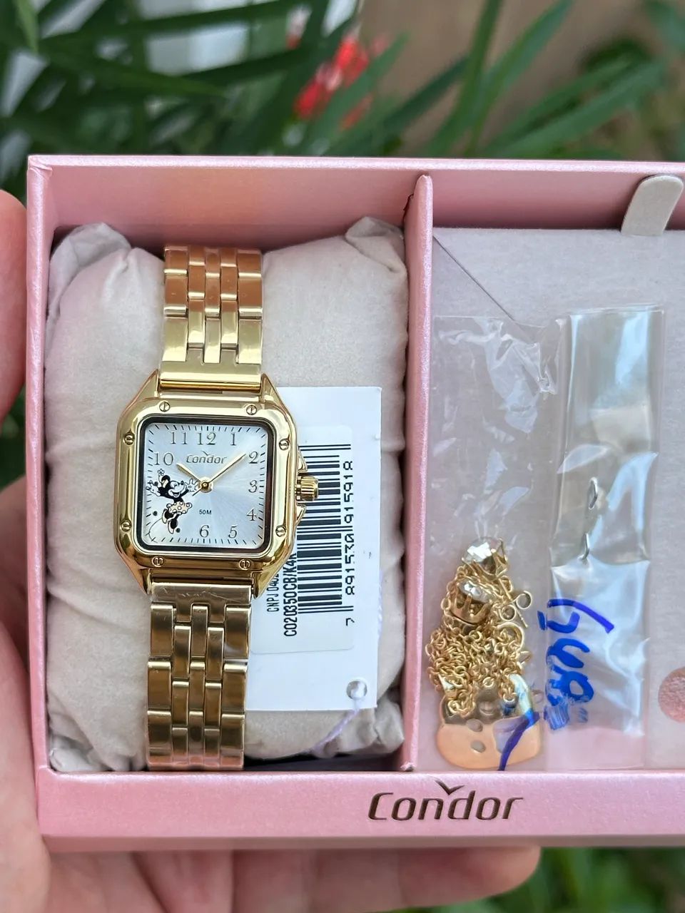 Relógio Condor 25mm feminino Minnie Dourado - Foto 4