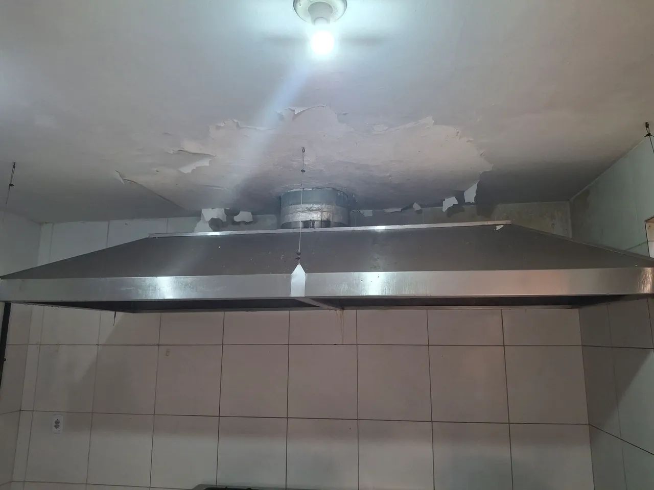 Fogão industrial e Coifa, aço inox 304, 8 bocas, com grades de 40cm. - Foto 2