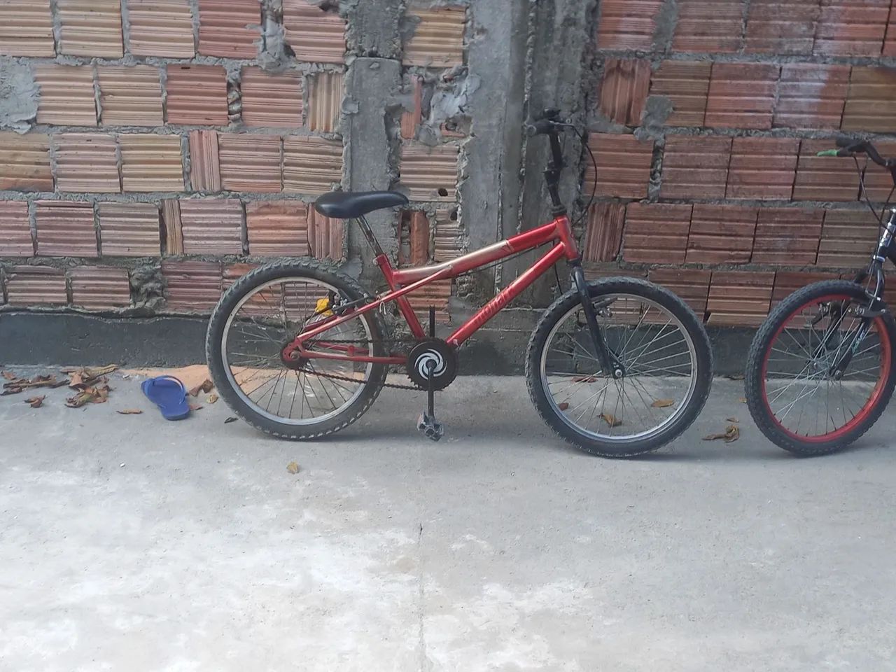 O ciclicleta bmx 200 reais para eleva logo 