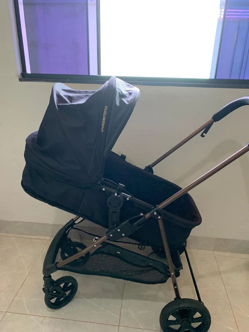 Vendo carrinho e bebê conforto galzerano