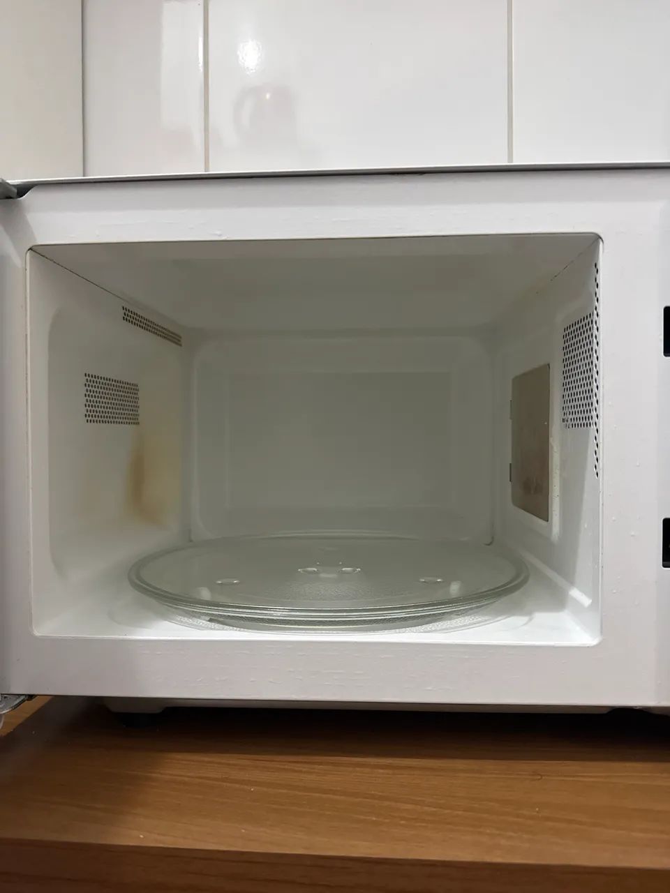 Microondas 220V - Foto 2