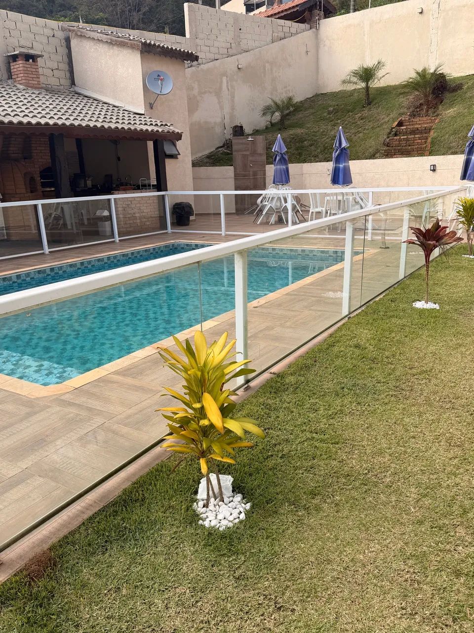 Guarda corpo de vidro e alumínio  - Foto 3