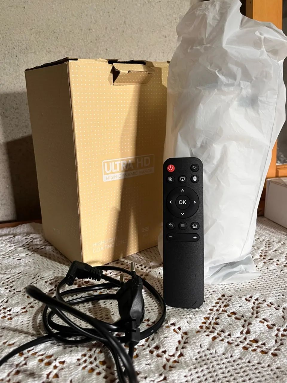Projetor ultra hd branco - Foto 2