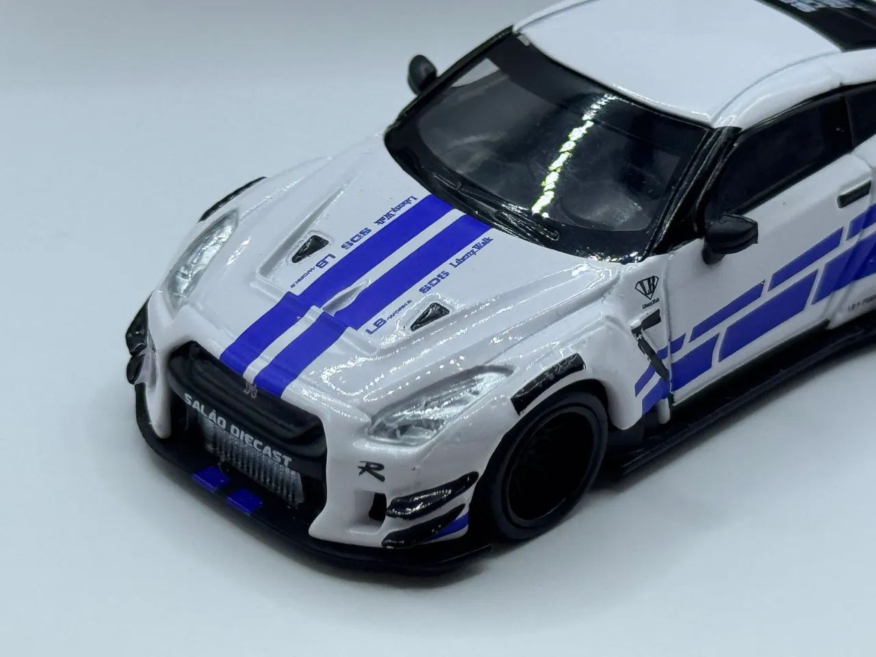Mini GT 718 - Nissan GT-R (R35) Salão DieCast 2024 (5) - Foto 5