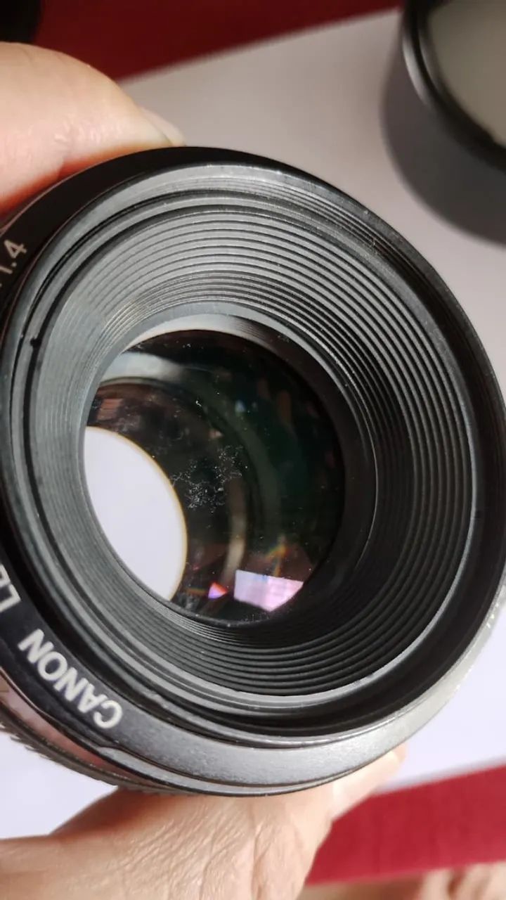 CAMERA REBEL T6 + LENTE EF 50mm f/1.4 USM - Clássica e versátil 2 BATER - Foto 4