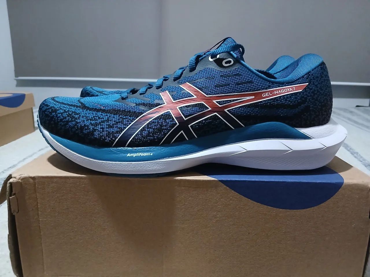Tênis Asics 42 - Foto 4