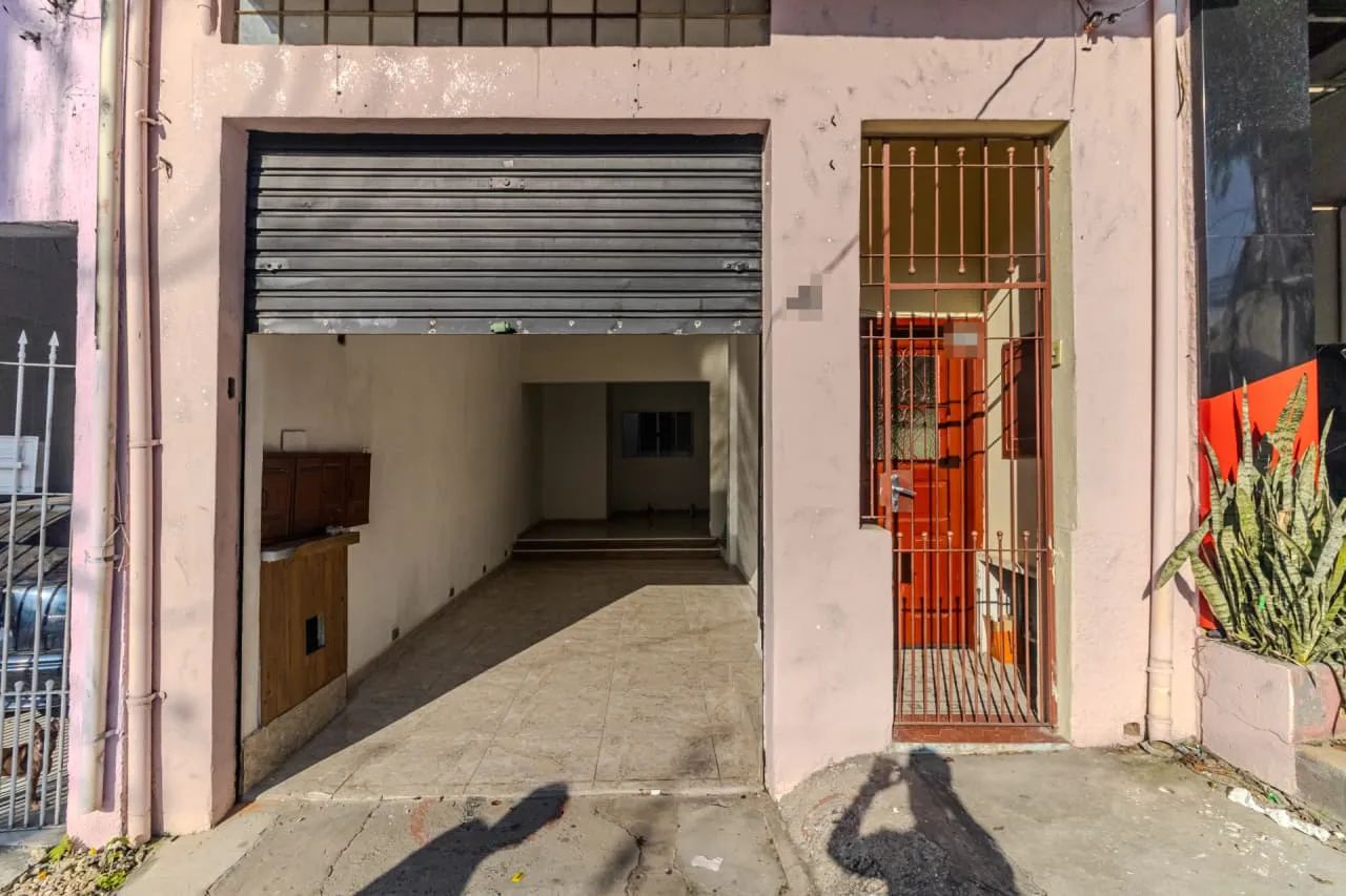 Casa comercial na Rua Tonelero, 43  49 m²