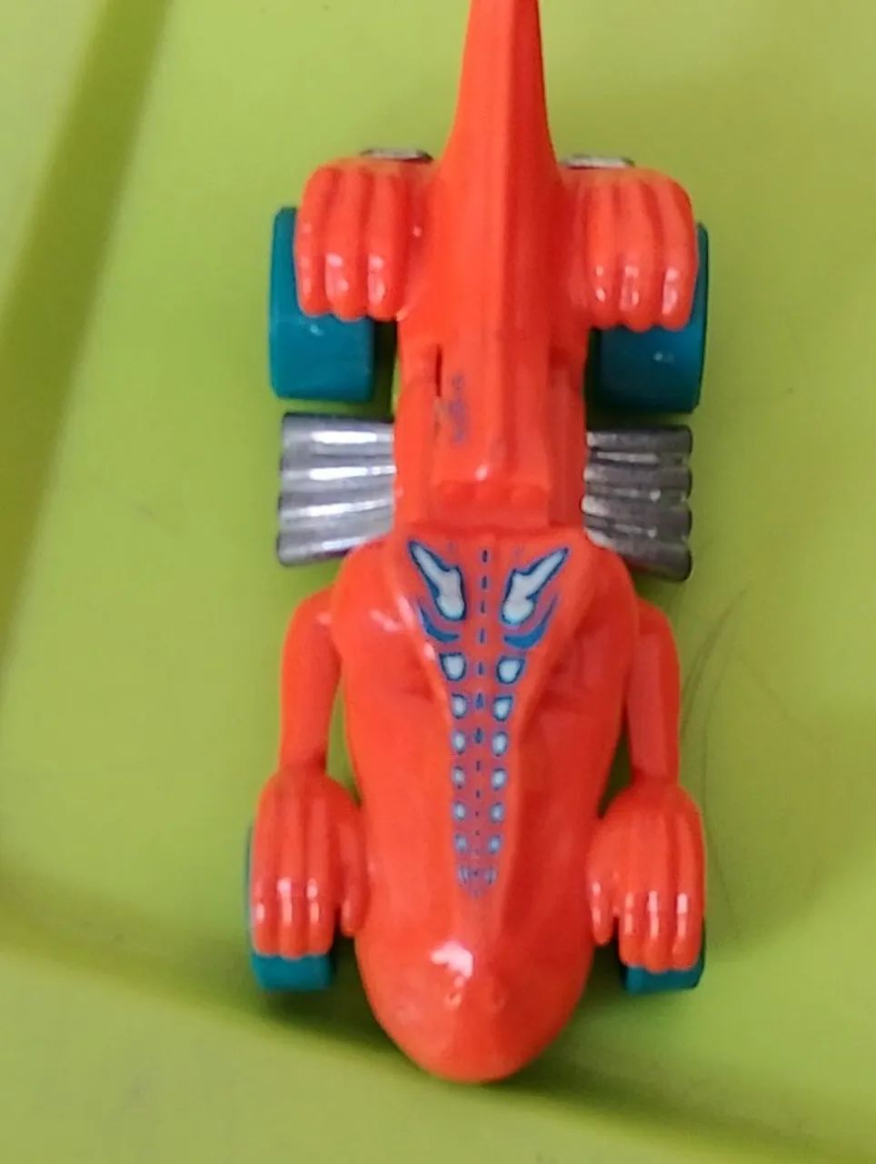 3 carrinhos  Hot Wheels - Foto 5