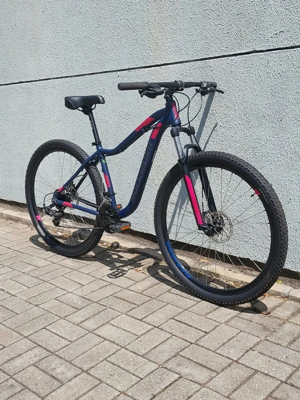 Bicicleta RockRider ST 120 aro 29" com 21 marchas - Foto 3