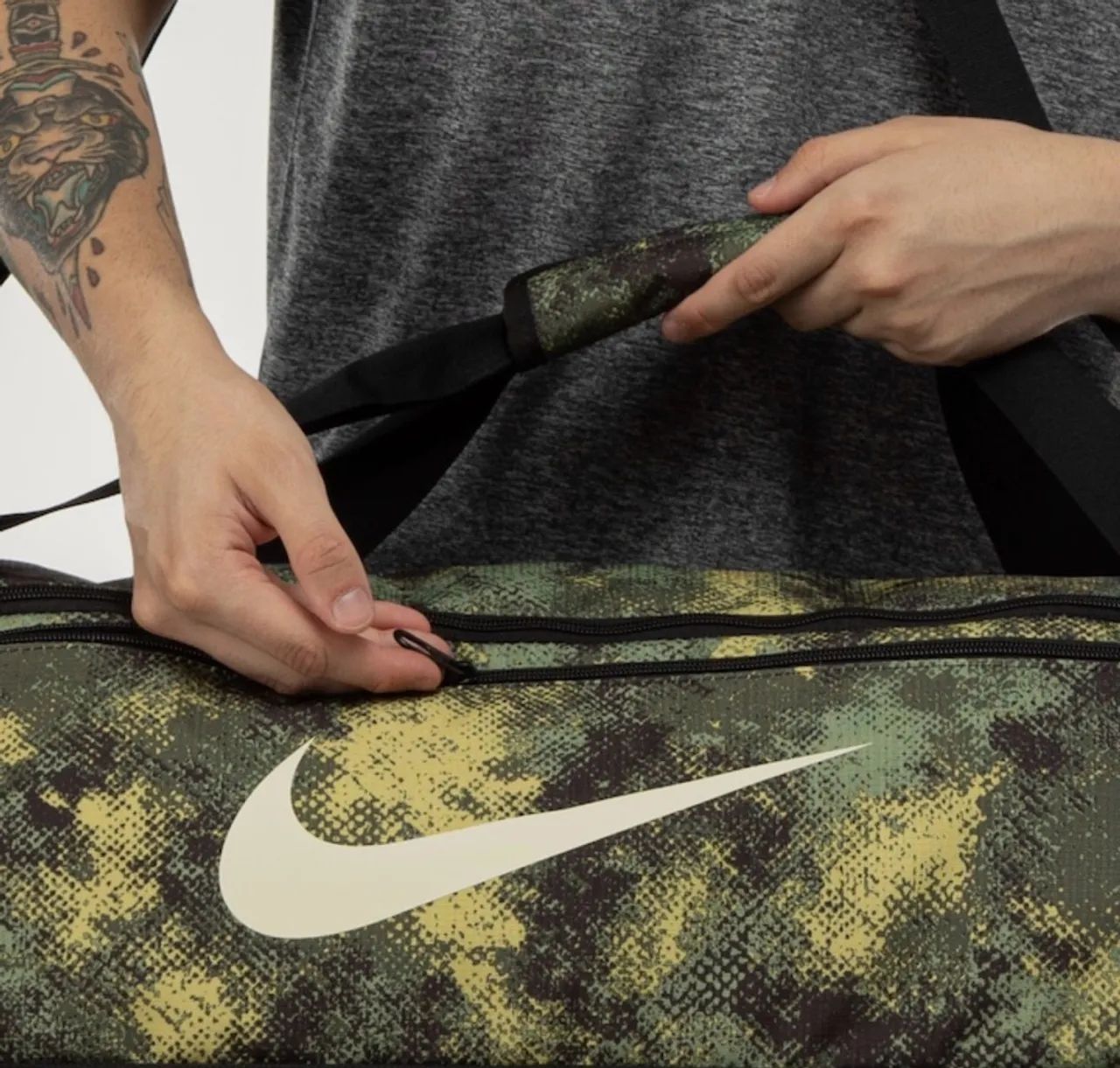 Usada Mala Nike Brasília 60l - Foto 3