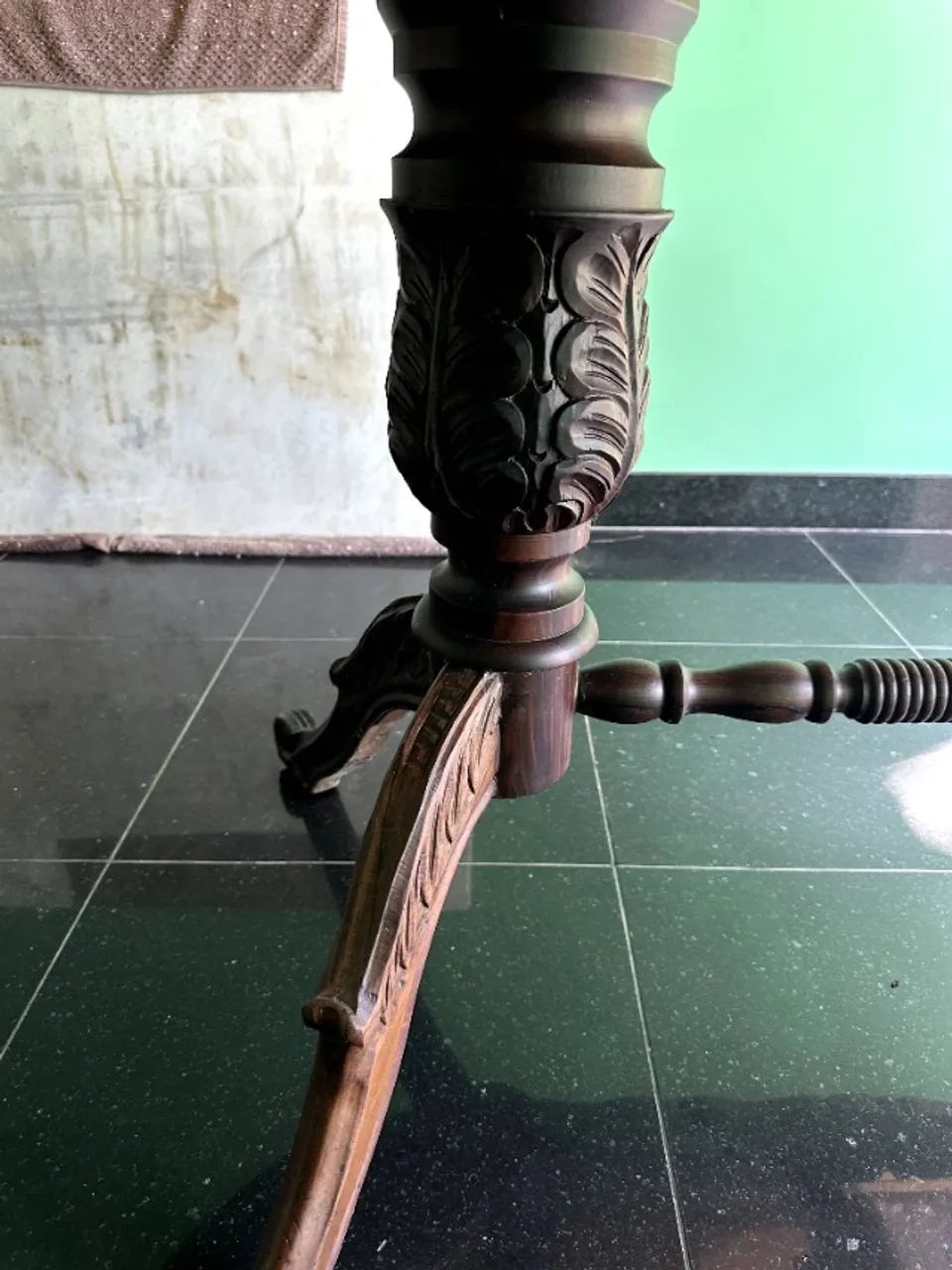 Mesa madeira no estilo colonial - Foto 4