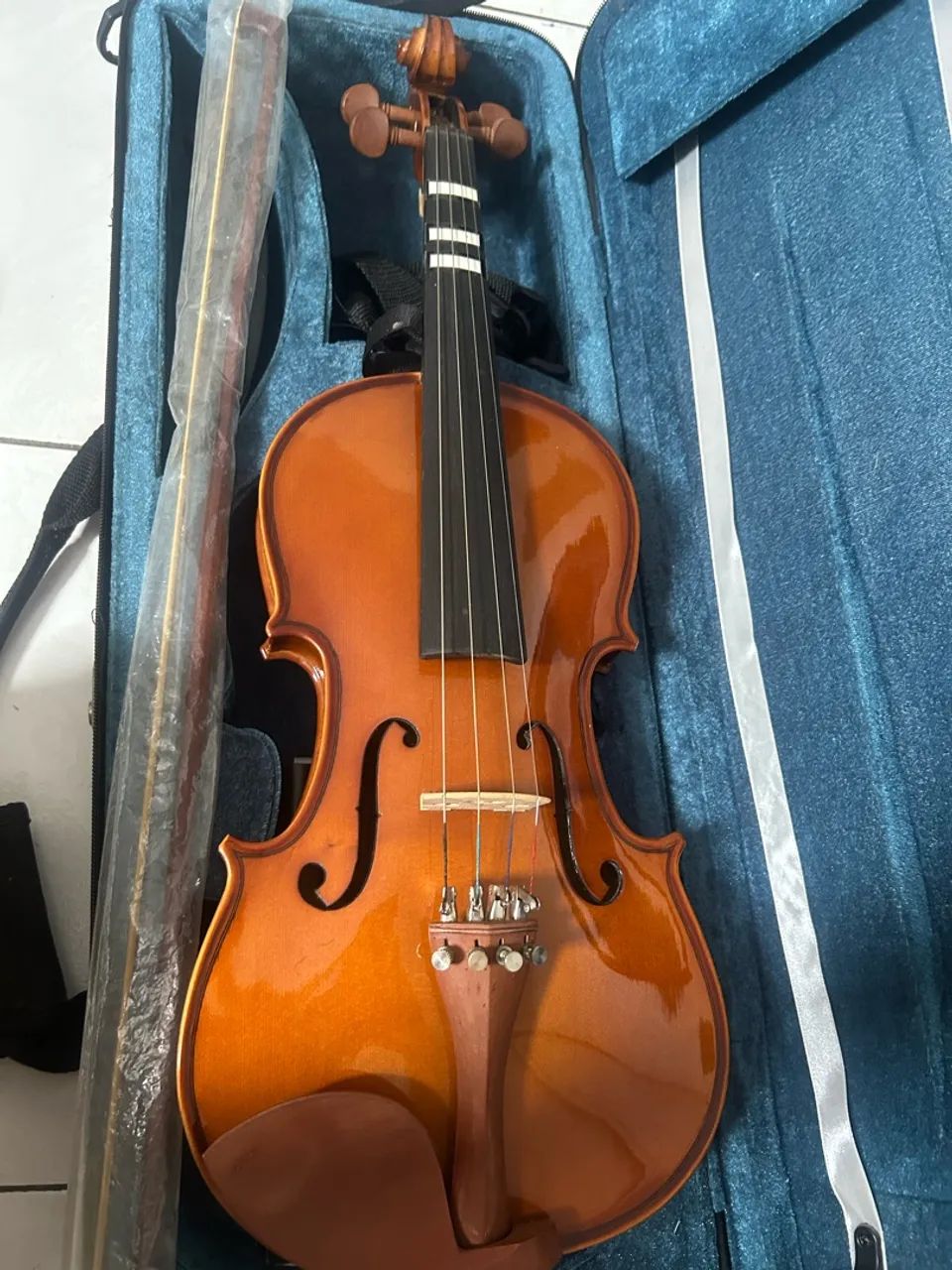 Violino Eagle ve441