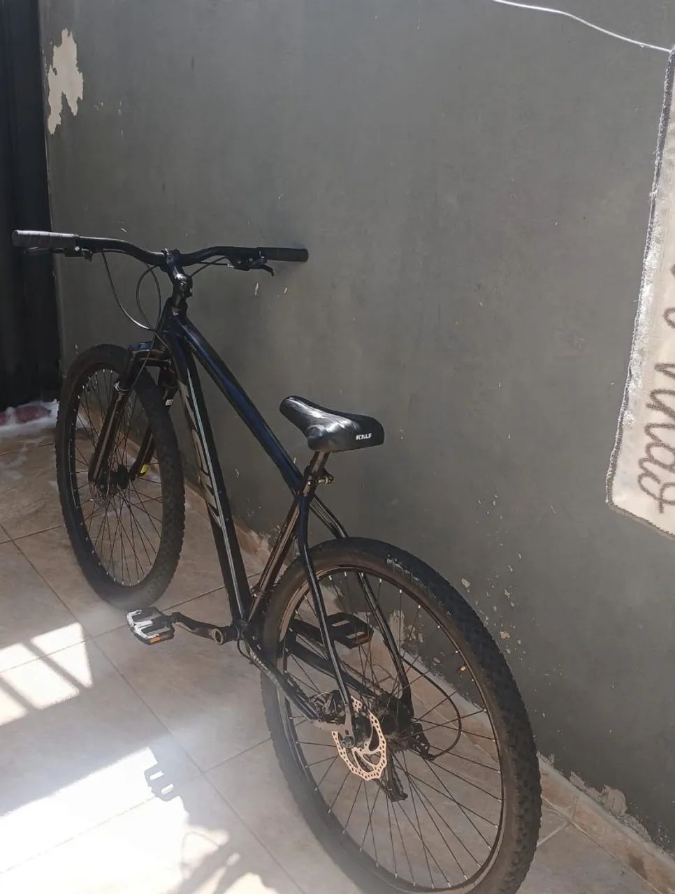 bicicleta aro 29 ksw freio mecânico  - Foto 2
