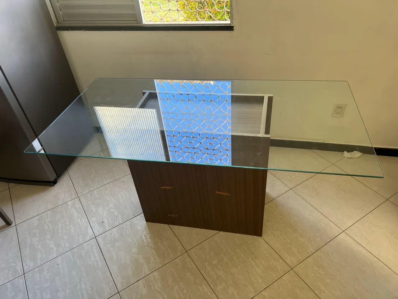 Mesa para sala de jantar/estar 