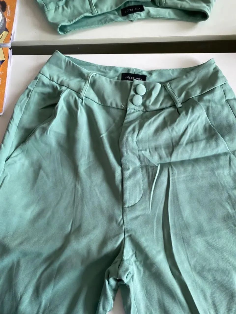 Calça alfaiataria verde