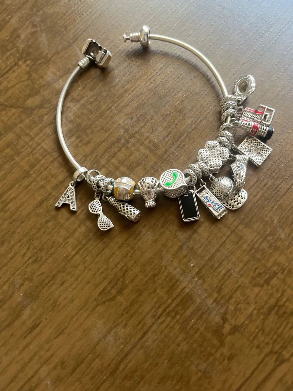 VENDO PULSEIRA DE PRATA COM BERLOQUE  - Foto 2