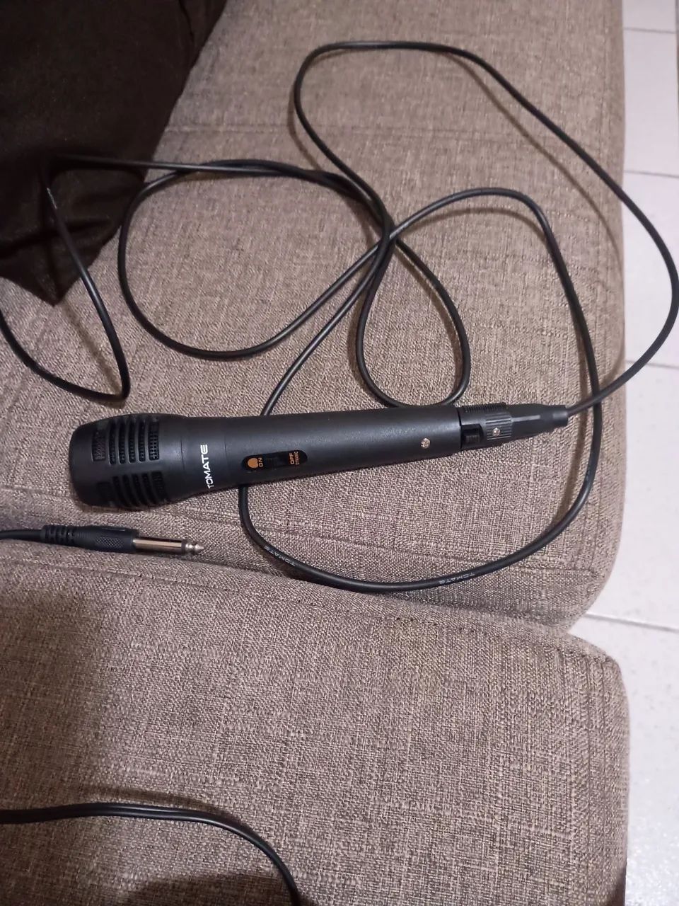 Desktop Soundbar Kodi + Microfone 