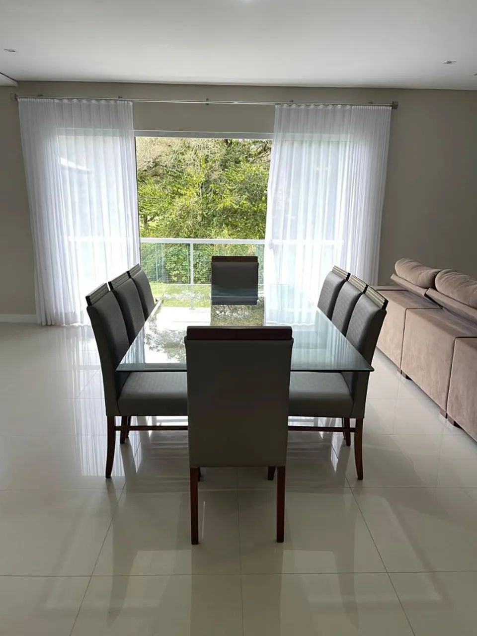 Mesa de Jantar 8 Lugares com Tampo de Vidro + 8 Cadeiras - Foto 2
