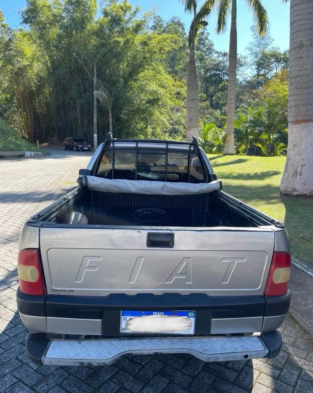 Fiat Strada Trekking 1.6 MPI 2000
