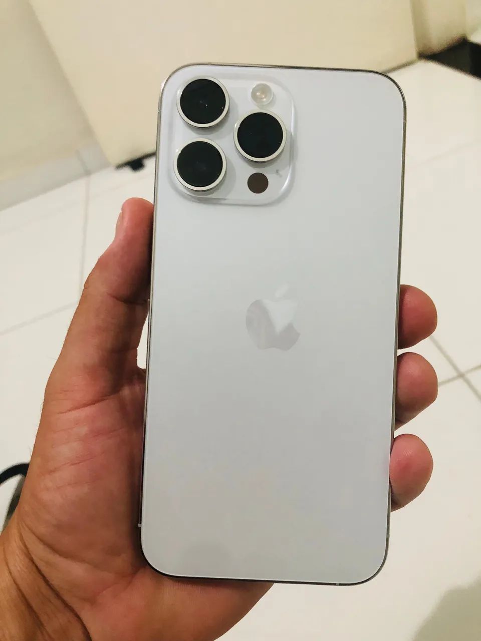 iPhone 14 Pro Max Silver - Celulares e Smartphones - Anízio