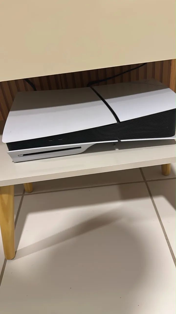 Ps5 slim com leitor de disco - Foto 2