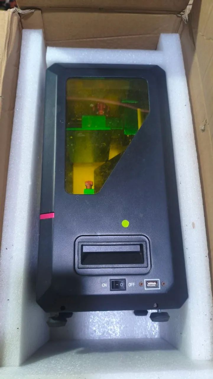 Vendo impressora de resina 3D elegoo mars 2 - Foto 2