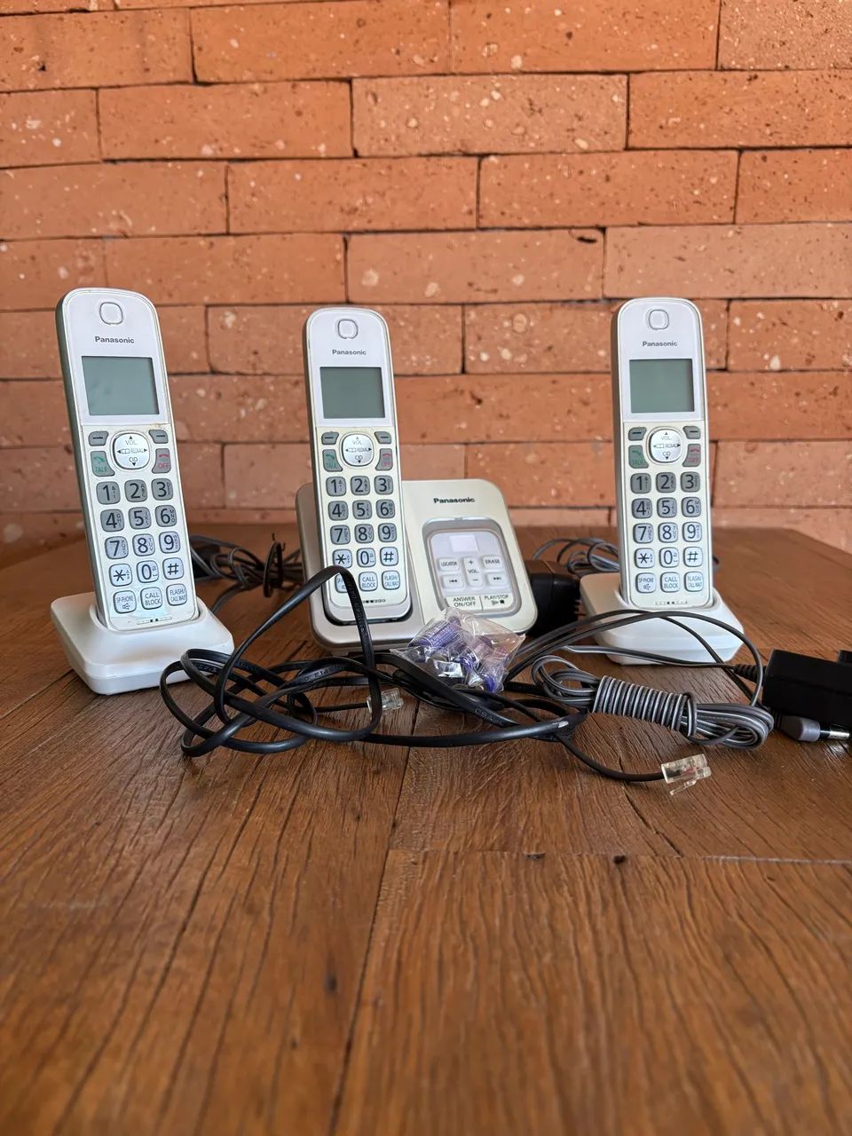 Telefone sem fio triplo Panasonic importado - Foto 4