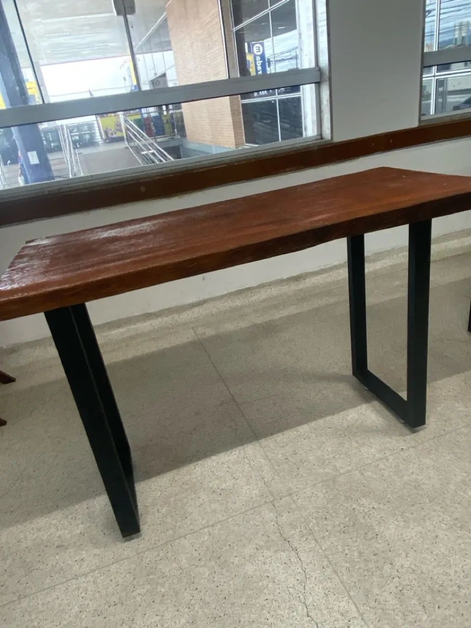 Mesa rústica 