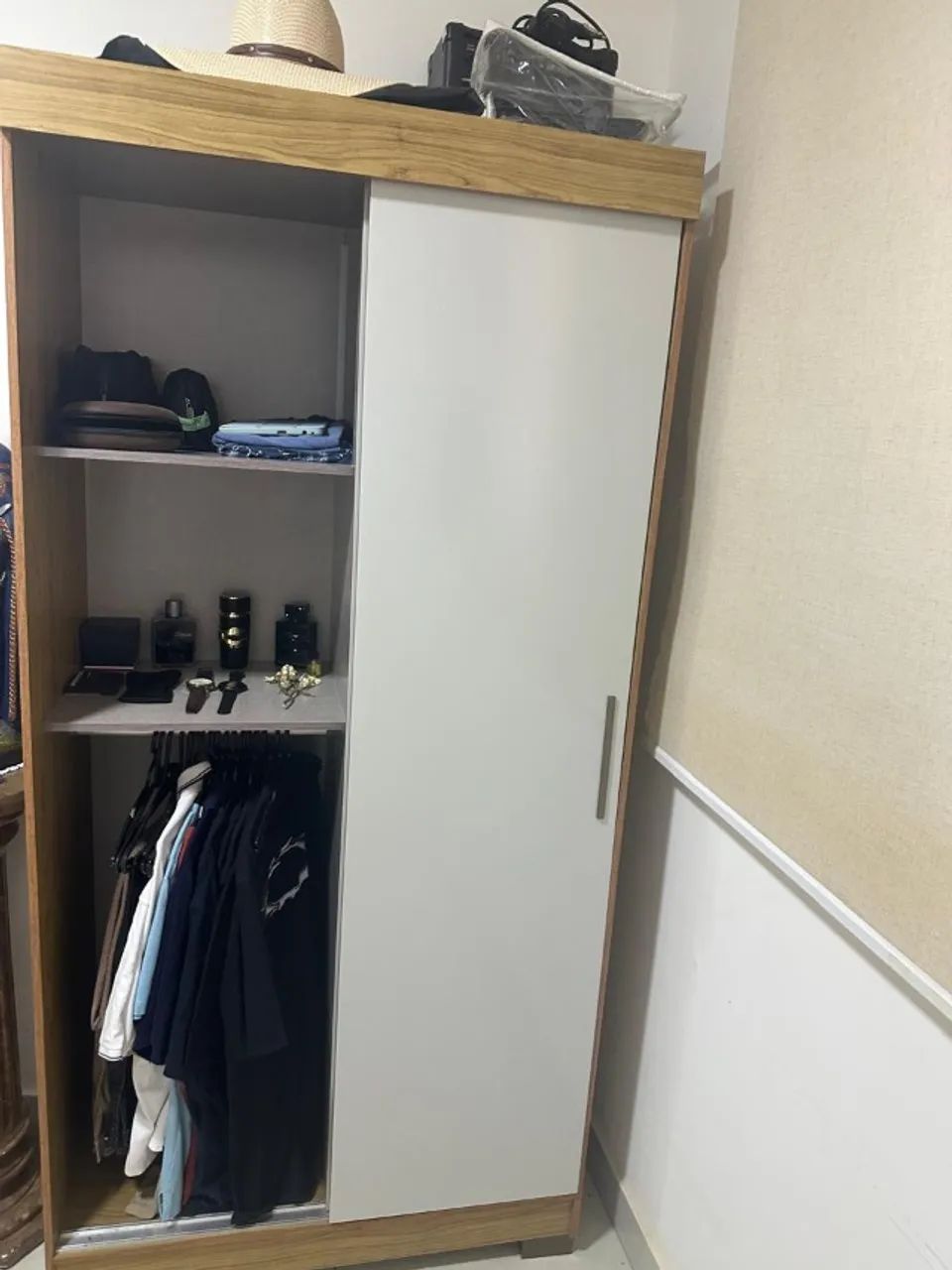 vendo guarda roupa de solteiro - Foto 3