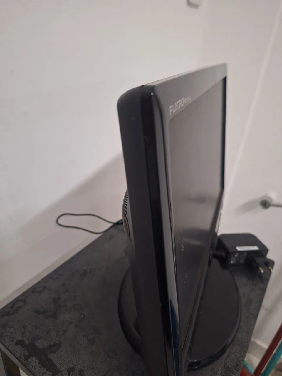 Monitor LG 15,6 polegadas (Widescreen) - Foto 4