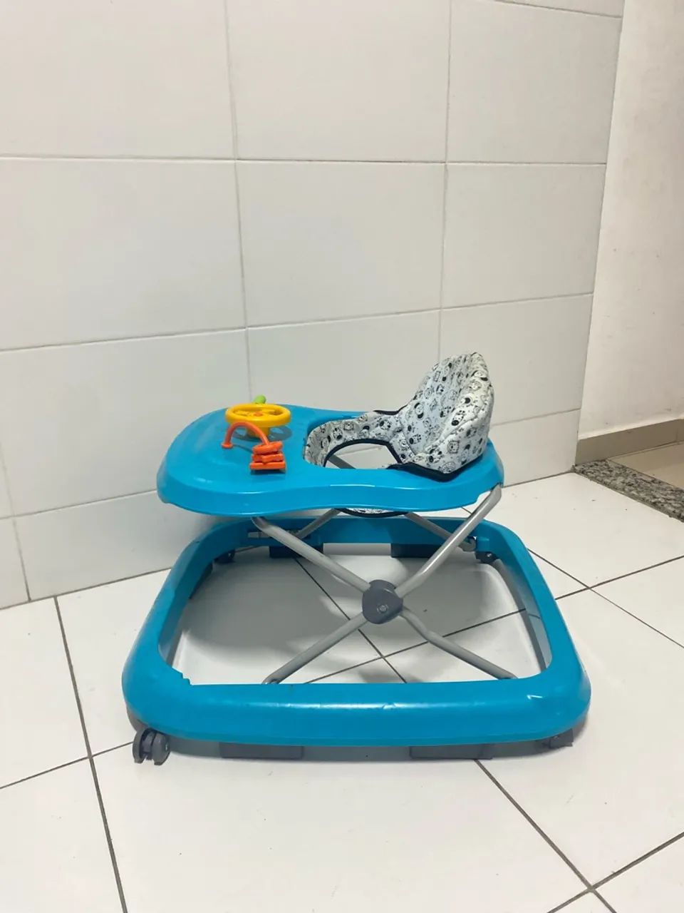 Carrinho de bebê voyage + andador  - Foto 2