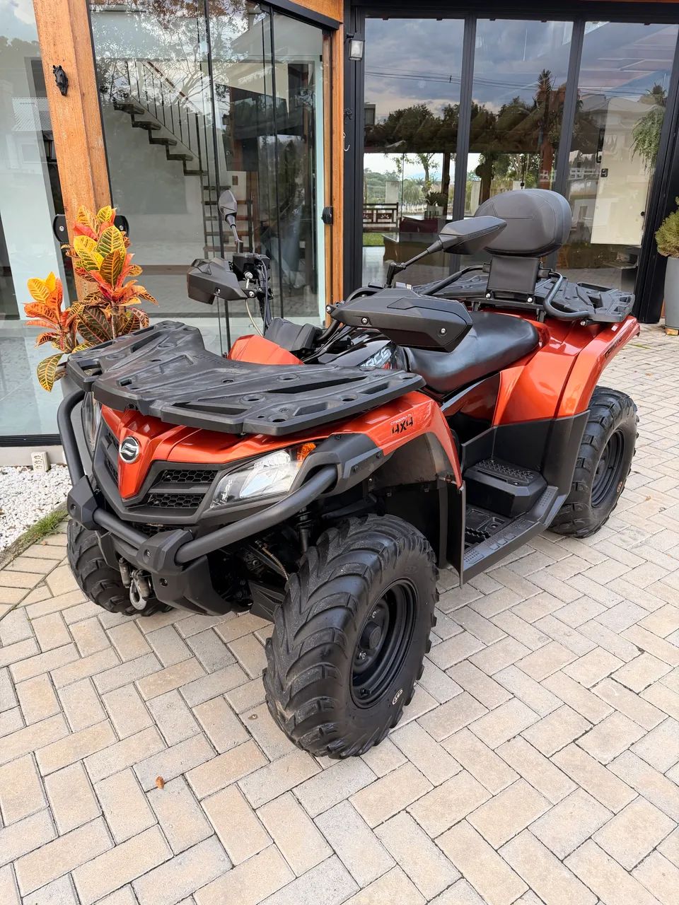 Quadriciclo Cforce 520L 4x4 - 2019