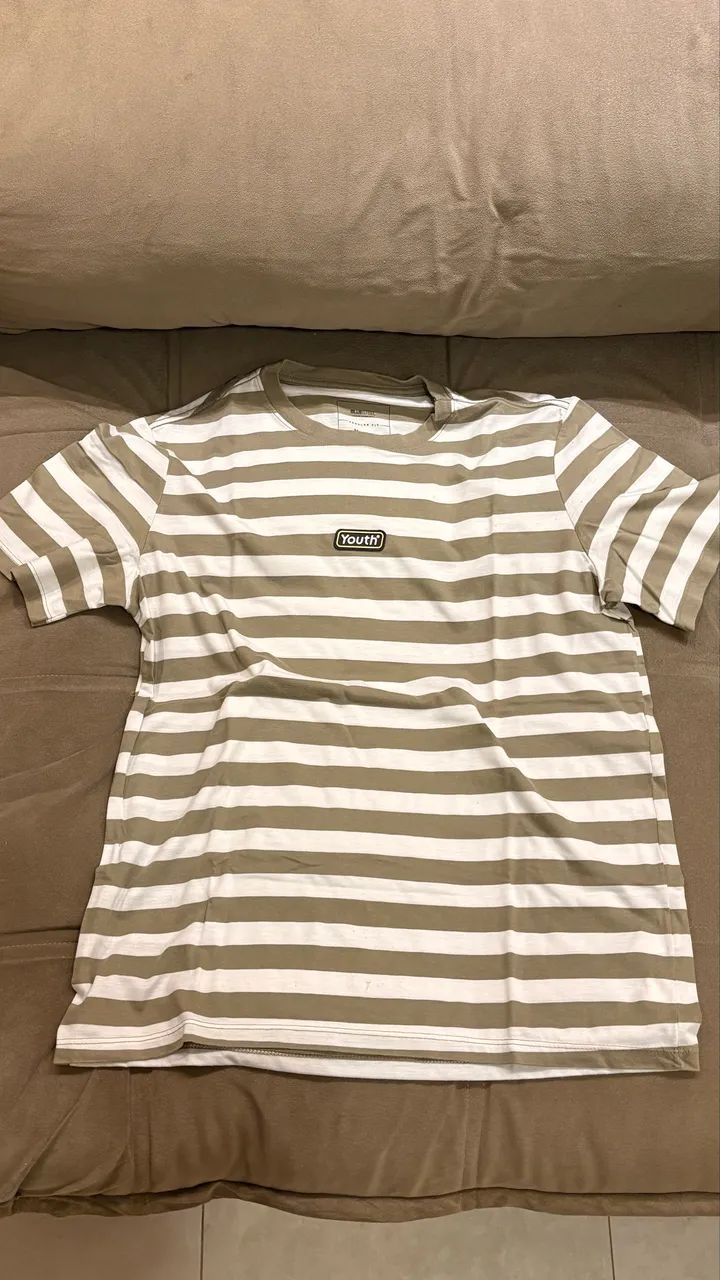 Camiseta Listrada Renner - Ótimo Estado | Veste P/M  - Foto 2