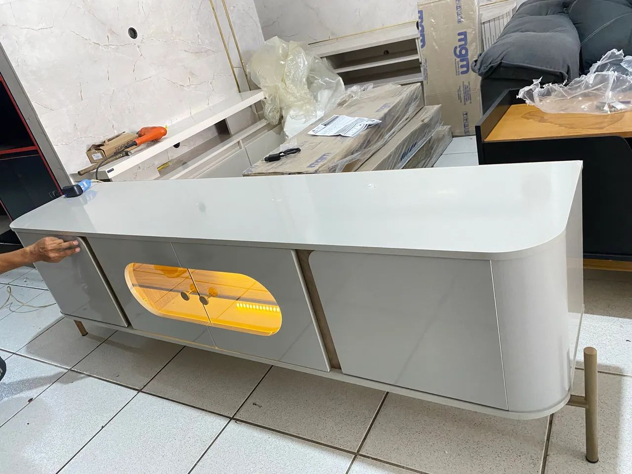Rack com led para 75 polegadas  - Foto 3