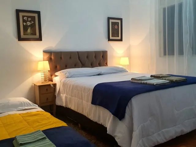 Cabeceira estofada cama de casal padrão (138 x 55 cm)