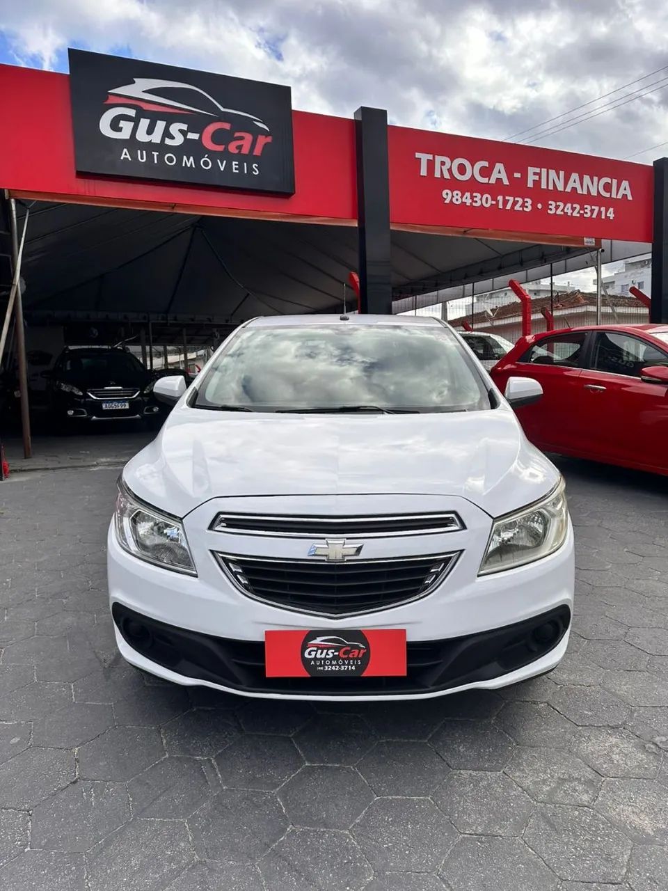 Chevrolet Onix Hatch LT 1.0 12V Flex Mec. 4P 2014 - Foto 2