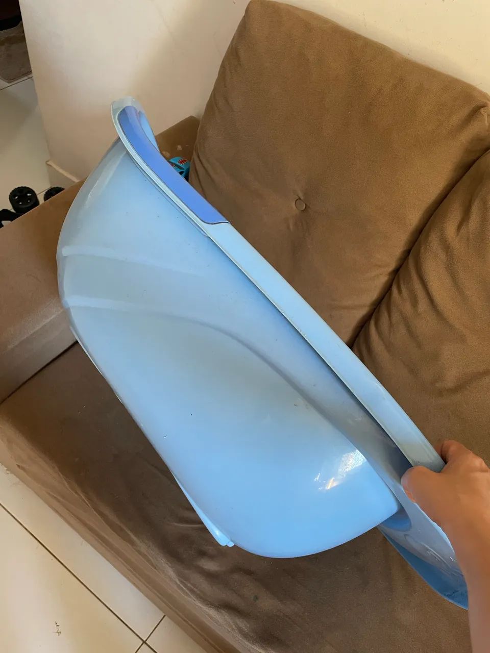 Vende se banheira de bebê 