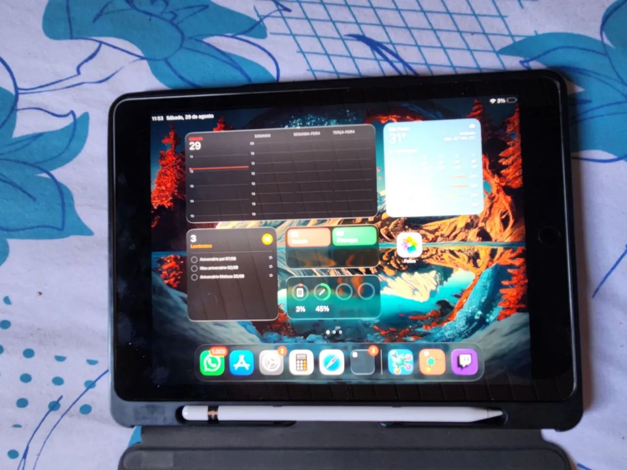Ipad 9 com caneta original e teclado 