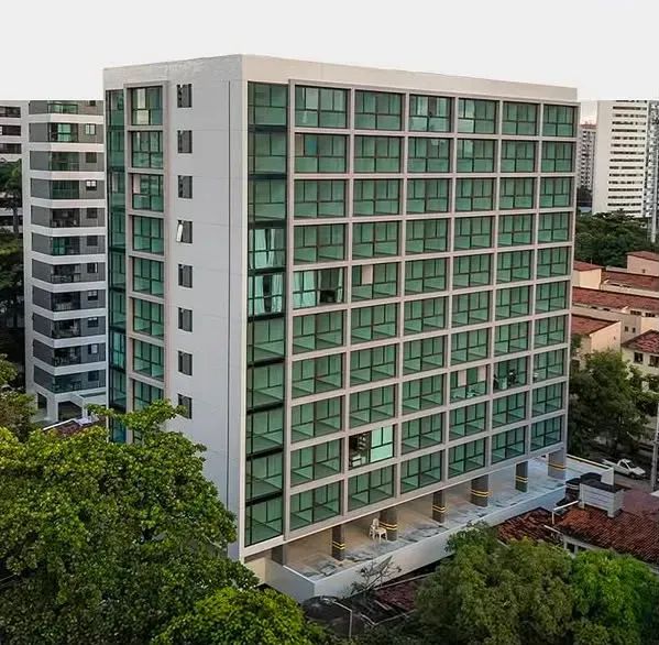 Edifício novo em Casa Forte e com unidades tipo studio e 1 quarto (30m² a 34)!