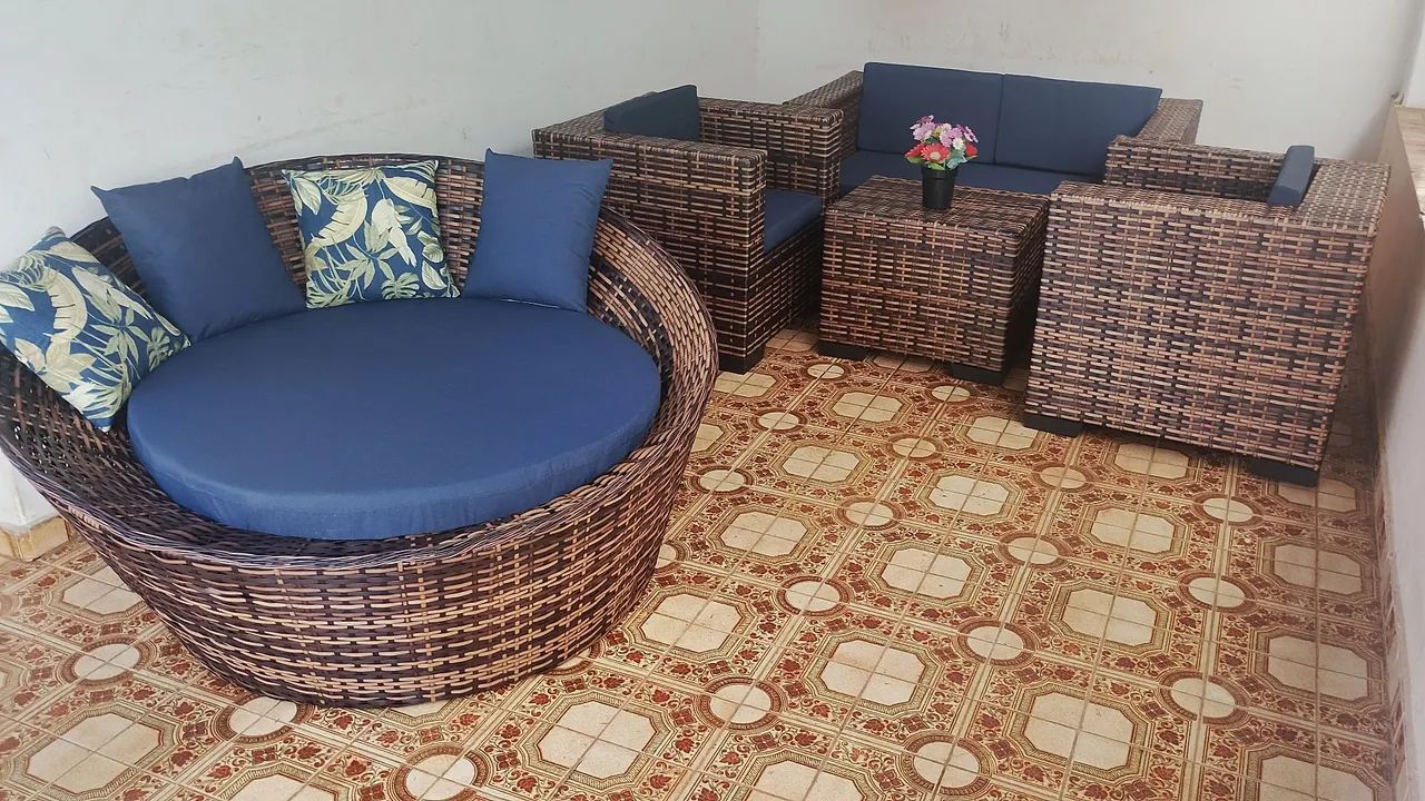 Conjunto de sofá alto padrão de vime sintético  - Foto 5