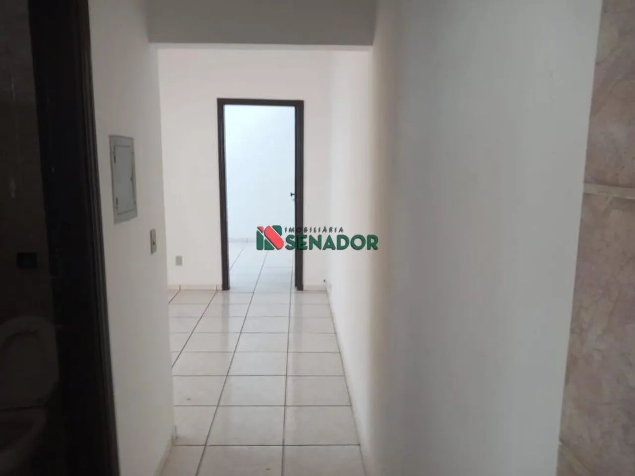 Casa para alugar em Londrina, Cambará, com 2 quartos, com 60 m² - Foto 5
