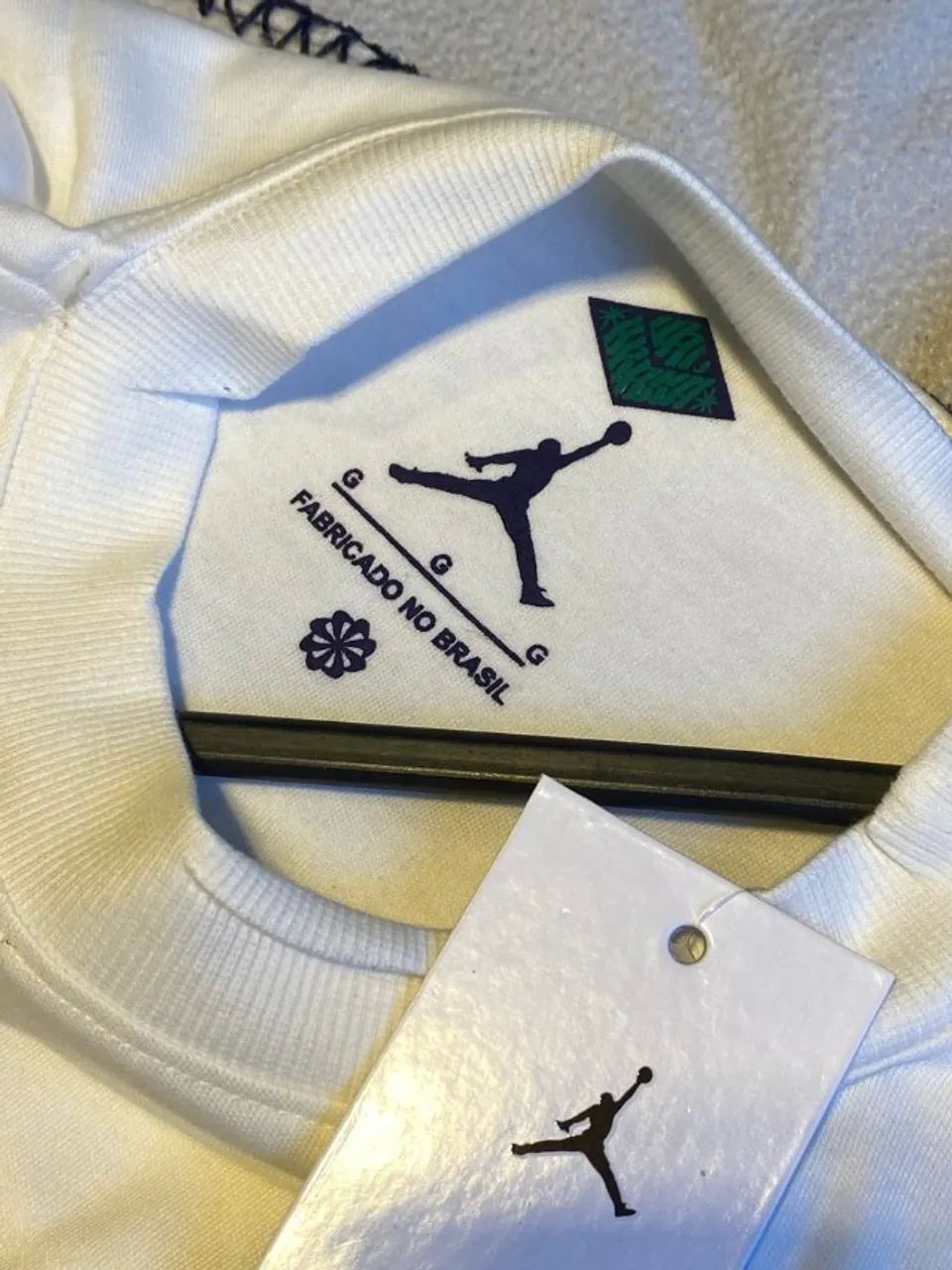 camisa oversized jordan cbf branca g - Foto 3