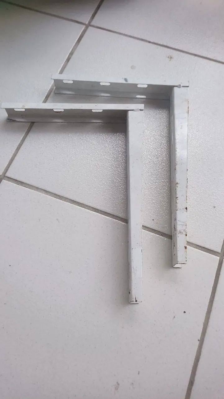 mão francesa para central de ar
