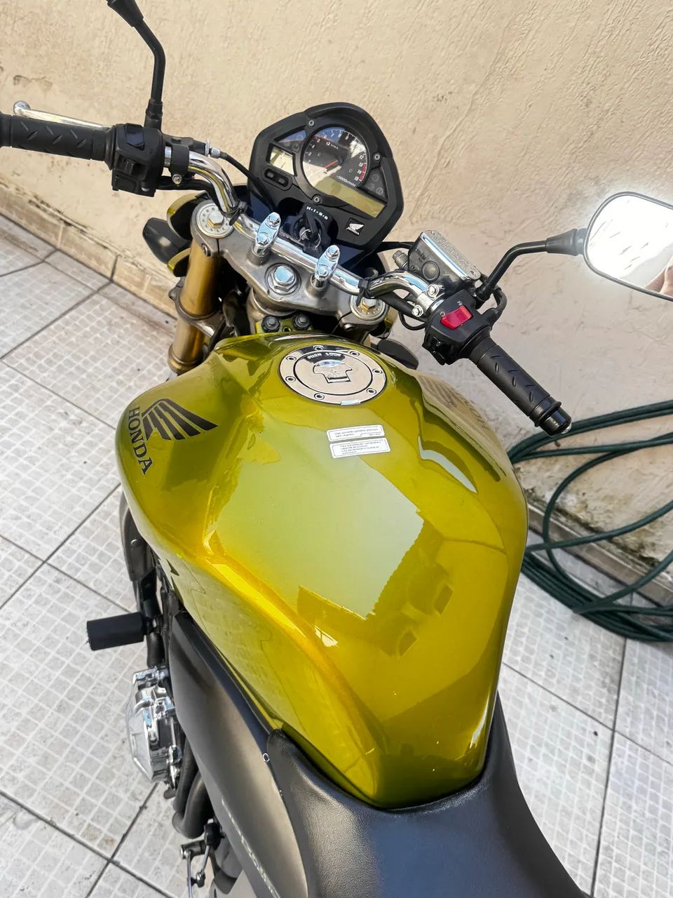 Vende se hornet 2009 zerada - Foto 4