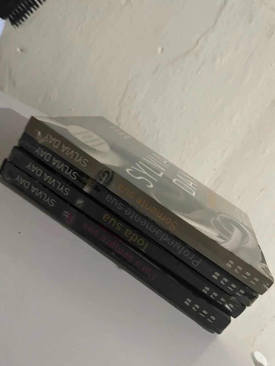 Box Silvia Day com 4 livros  - Foto 3