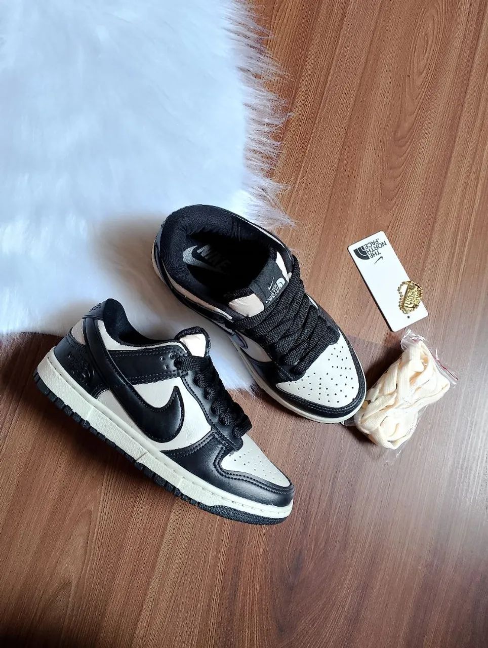 Tênis Nike Dunk Branco preto n°39