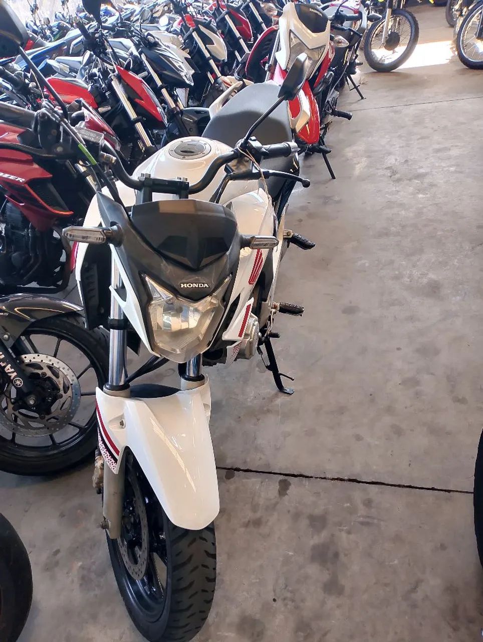 HONDA CB250 2022 - Foto 4