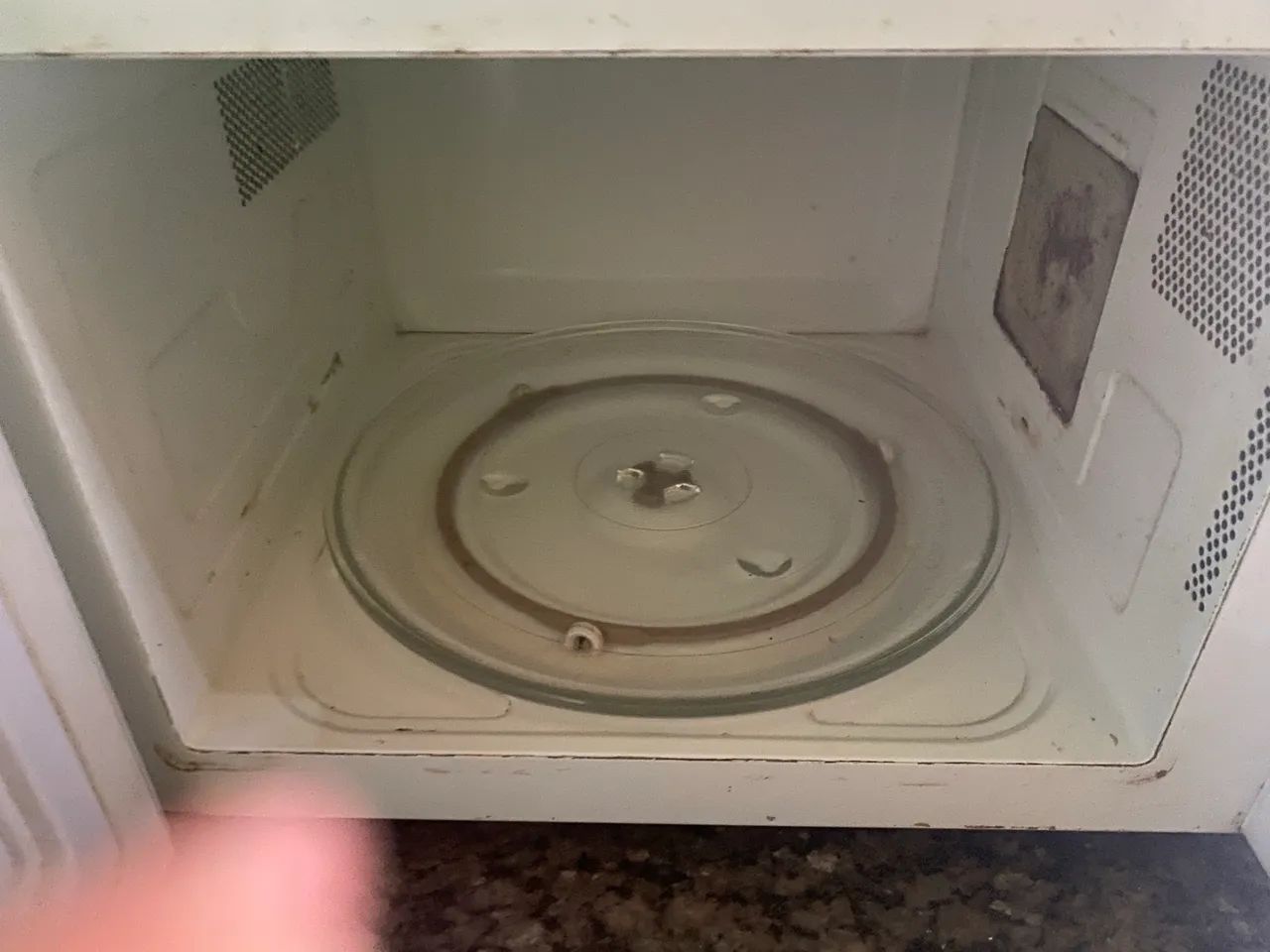 Microondas Panasonic 31 litros  - Foto 3