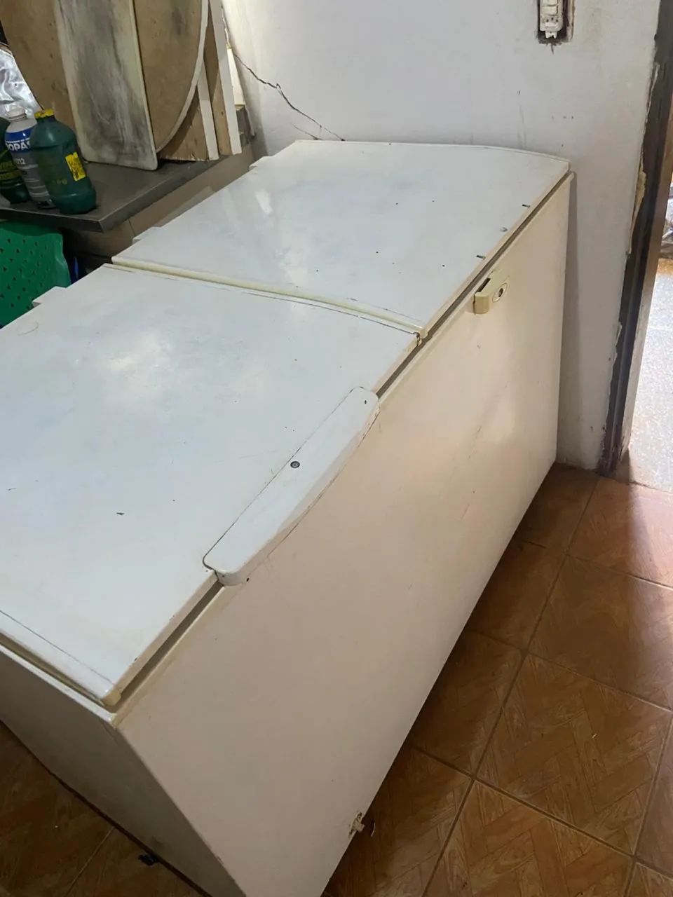 Freezer tamanho médio 02 portas